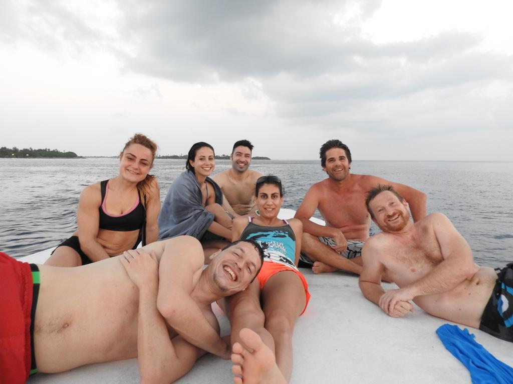 Hostel Natural Surf House Himmafushi Exterior foto