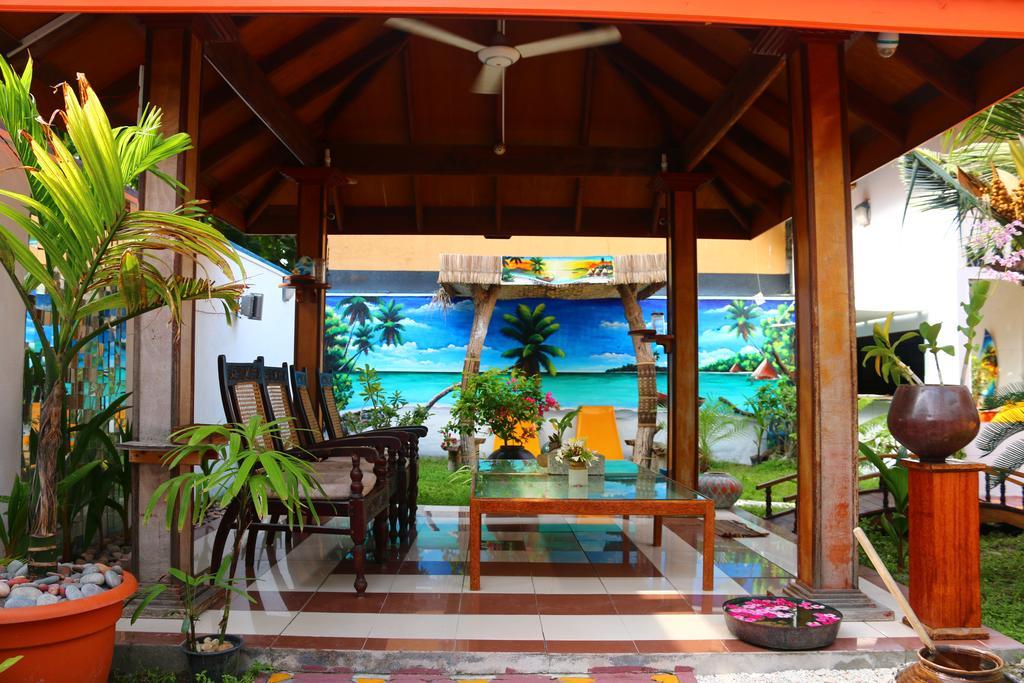 Hostel Natural Surf House Himmafushi Exterior foto