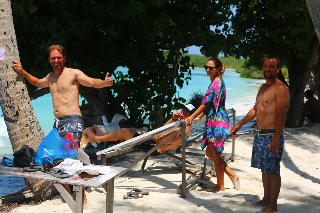 Hostel Natural Surf House Himmafushi Exterior foto